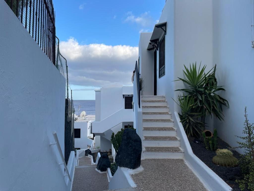 The White Dragos With Ocean View - Ac - Private Pool Apartment Tias Ngoại thất bức ảnh
